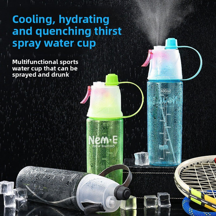 Gourde de sport avec spray rafraîchissant intégré
