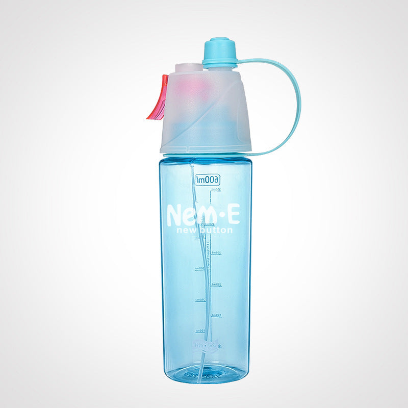 Gourde de sport avec spray rafraîchissant intégré